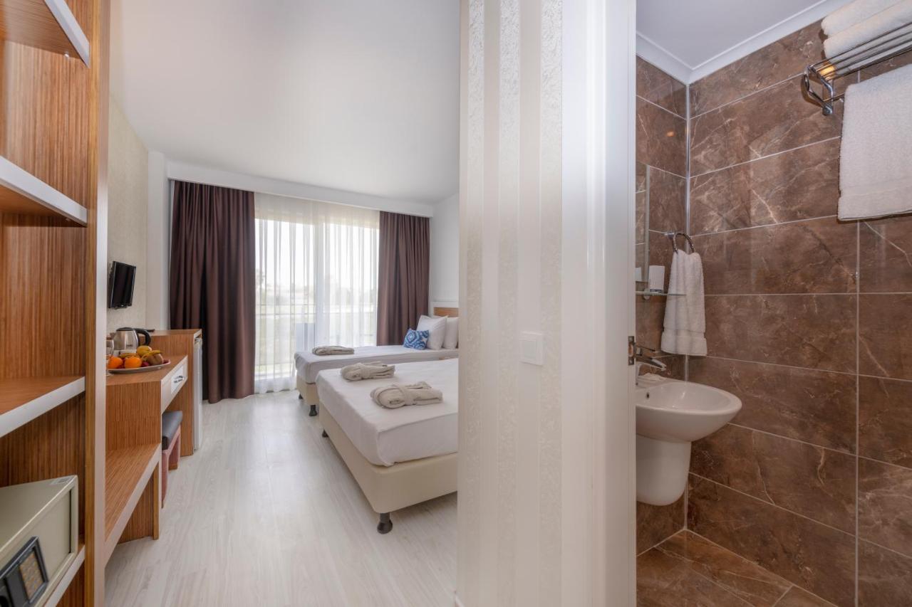 A Hotel Сиде Экстерьер фото
